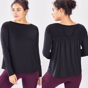 Fabletics Women XXS 0-2 Cashel Top Black Long Sleeve Cinched Back Athletic NEW